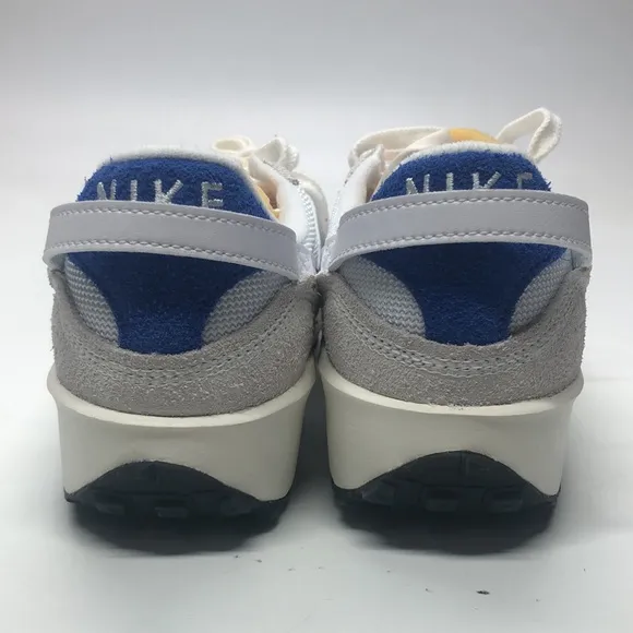 Women’s Nike Waffle Debut VNTG White/Blue DX2931-400 NWOB