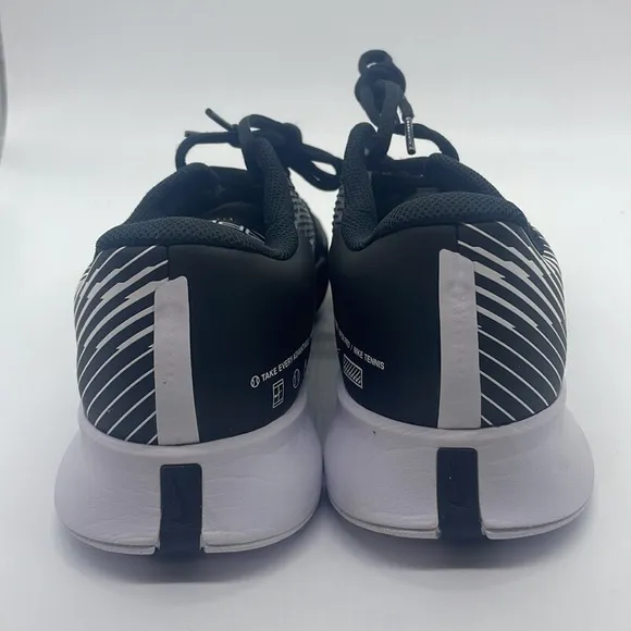 Women’s Nike Zoom Vapor Pro 2 HC Black/White DR6192-001 New in box