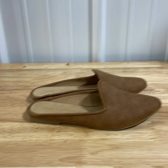 Women’s NWB Shoes Sun Stone Ninnap Cognac Snk Size 5