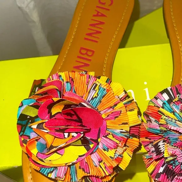 Women’s 🌺 Shoes