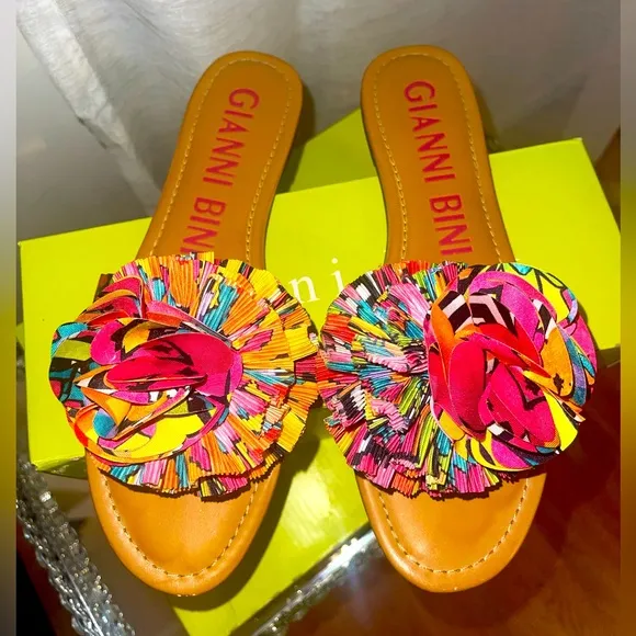 Women’s 🌺 Shoes