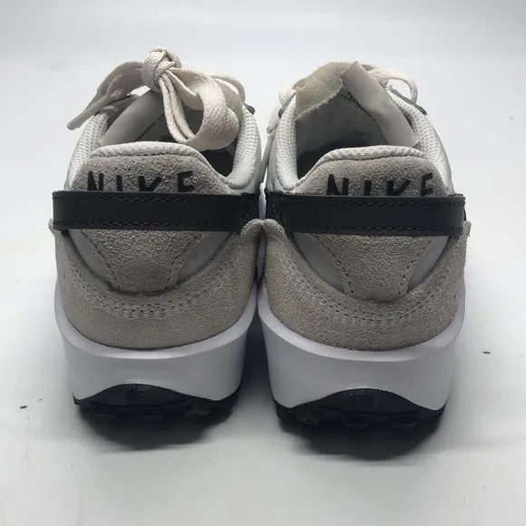 Women’s Waffle Debut White/Black DH9523-107 NWOB
