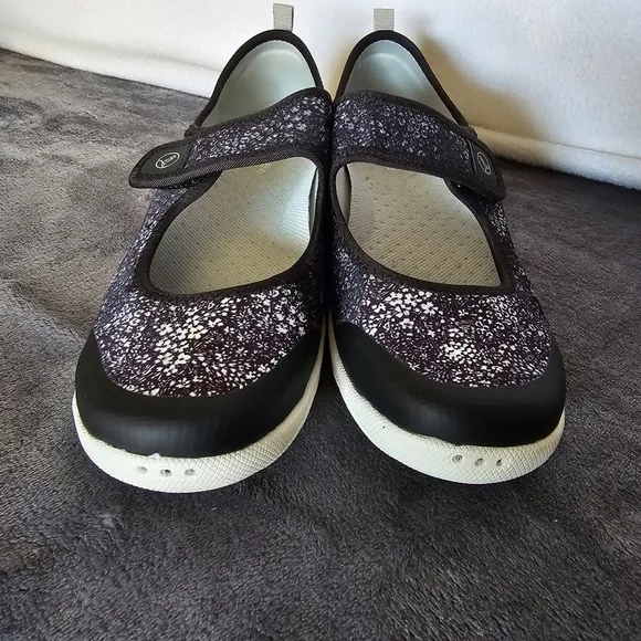 Women’s Water Mary Jane Shoes