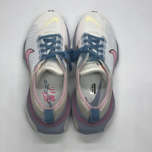 Women’s ZoomXInvincible run FK3 Pink/Blue FJ7727-151 NWOB