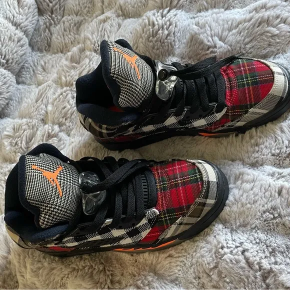 Youth 5.5 Nike GS Air Jordan 5 Retro Plaid Black Total Orange