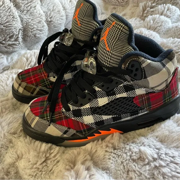 Youth 5.5 Nike GS Air Jordan 5 Retro Plaid Black Total Orange