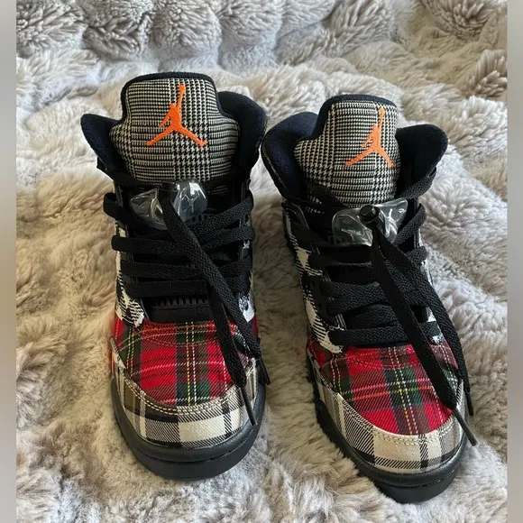 Youth 5.5 Nike GS Air Jordan 5 Retro Plaid Black Total Orange
