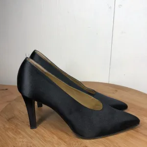 Yves Saint Laurent YSL Heels Womens 8.5 M Black Pointed Toe Shoes Retro Career